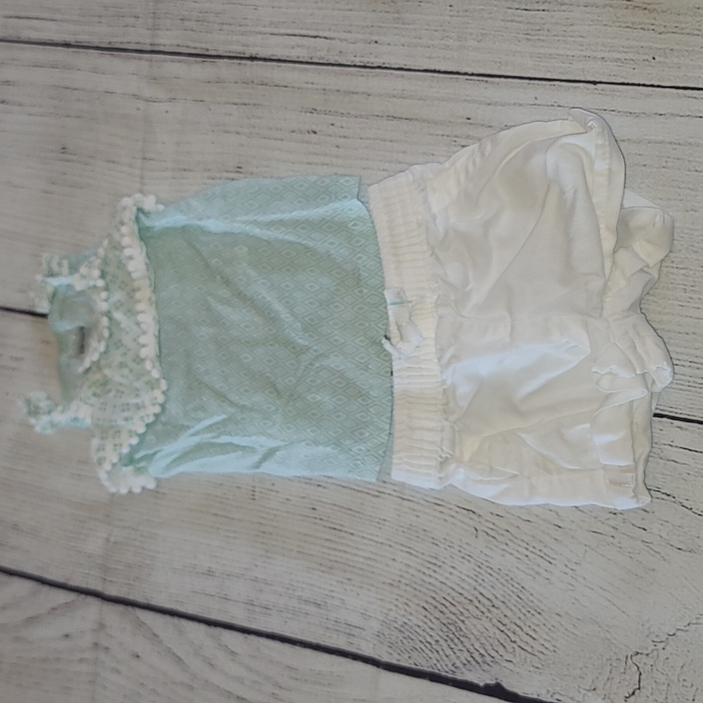 Newborn outfits - Picture 2 of 5